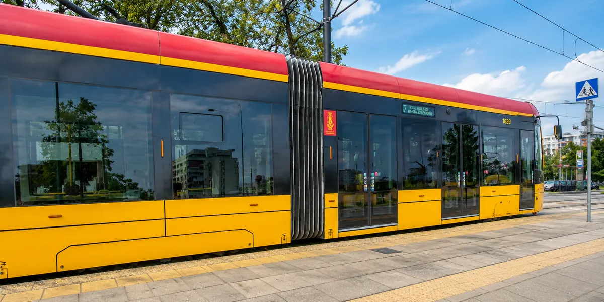 Tramwaj 33